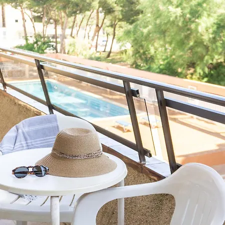 Rvapartaments La Pineda Appartement